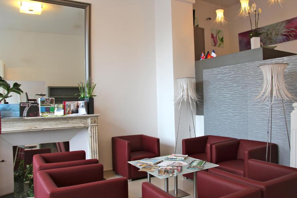 Albert Premier Hotel Bagnoles-de-l'Orne ภายนอก รูปภาพ